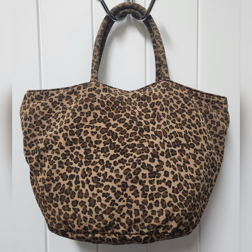 Bottega Veneta Leopard Print Mini Slouch Tote EUC 🥰🥰 - Picture 4 of 14